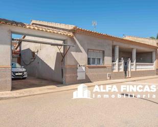 Exterior view of House or chalet for sale in El Picazo    with Private garden and Terrace