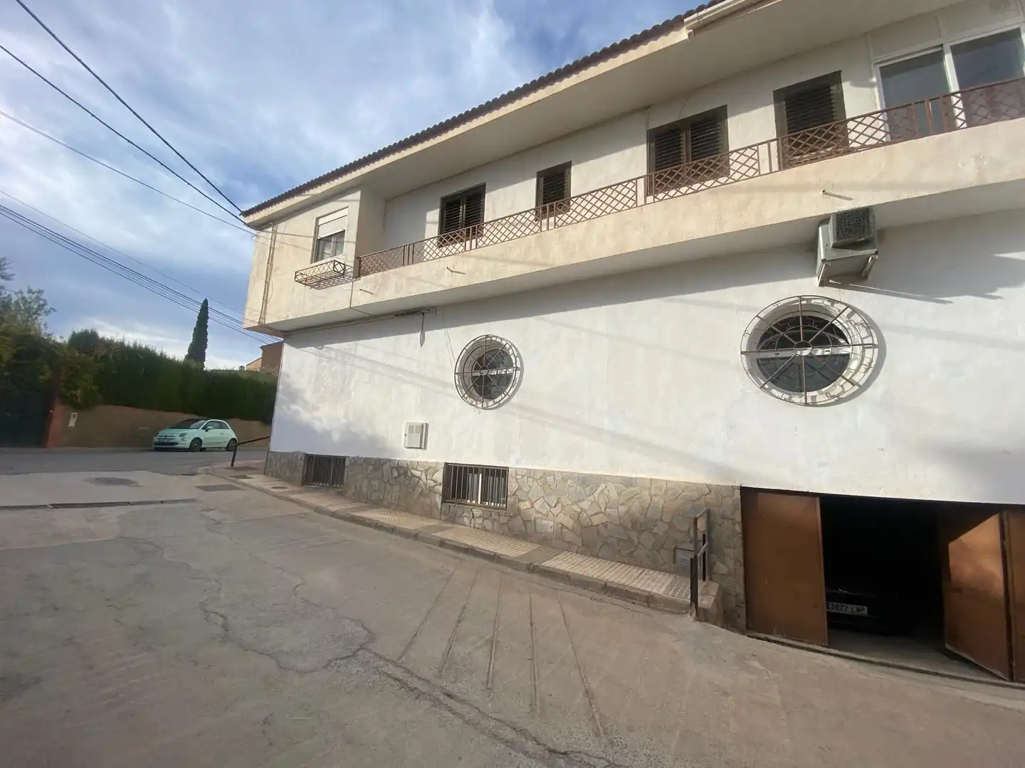 Home with terrace for sale in Avenida Valle de Lecrín, imagen 2