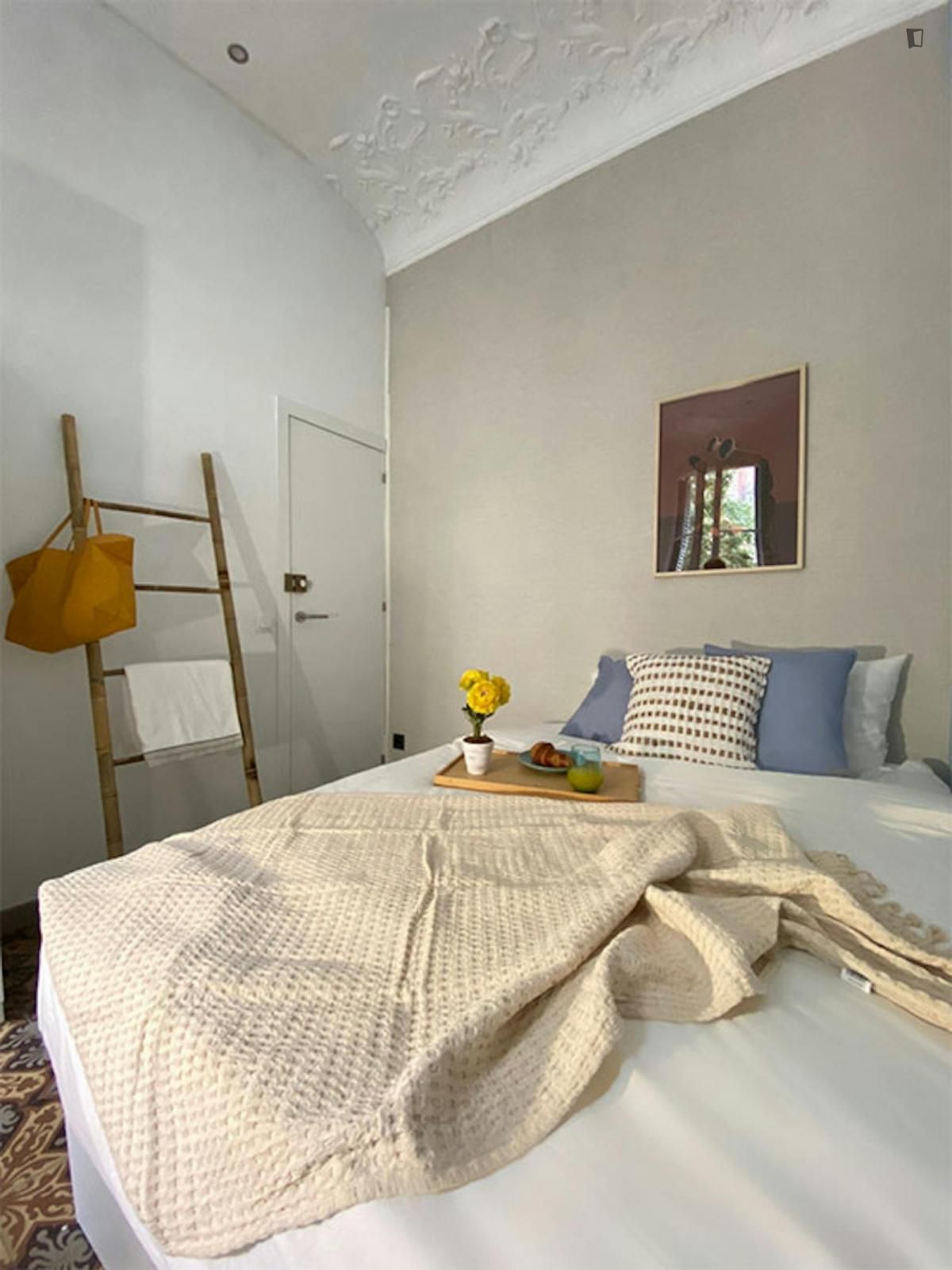 Habitación de Apartamento para compartir en  Barcelona Capital con Calefacción, Amueblado y Horno