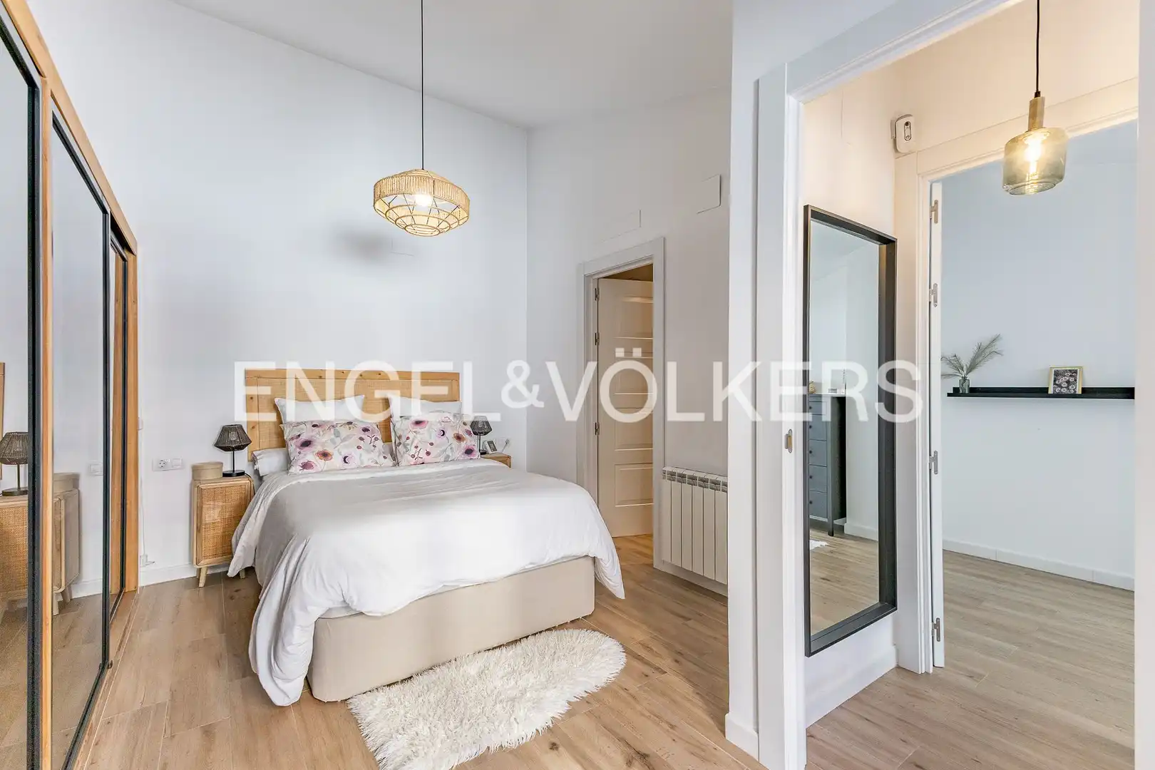 Habitación de Dúplex en venta en Rubí con Calefacción, Parquet y Terraza