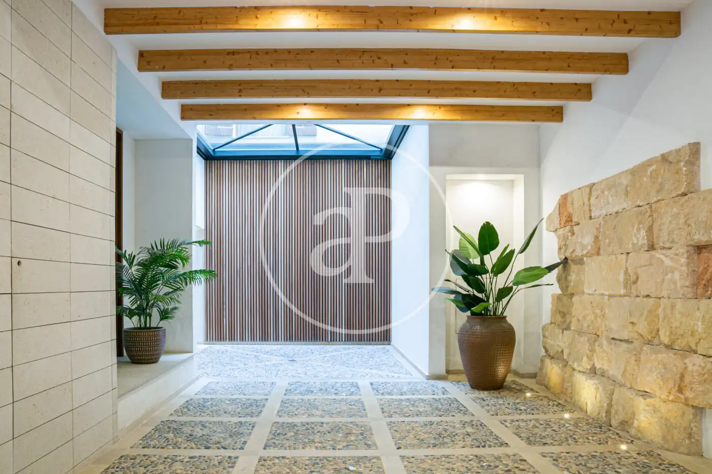 Flat for rent in Carrer Ample de la Mercè, El Mercat