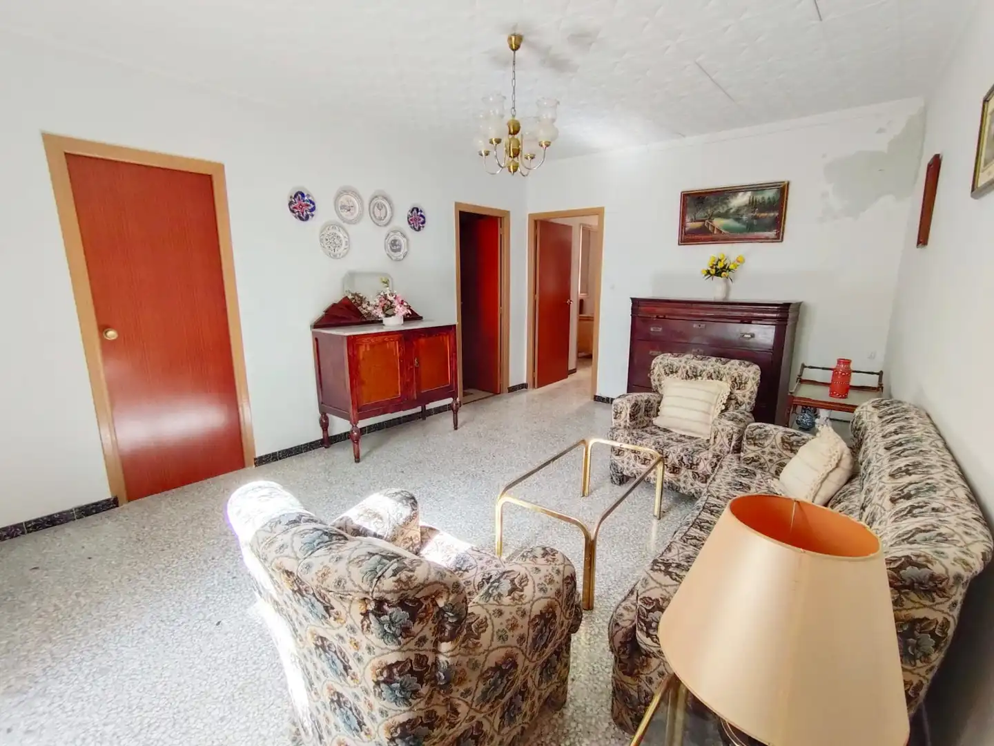 Sala d'estar de Casa o xalet en venda en Guadix amb Terrassa, Moblat i Rentadora
