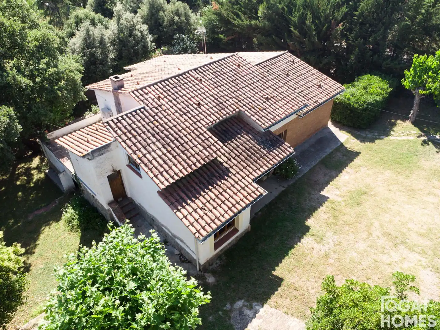 Exterior view of Houses for sale in Sant Cugat del Vallès  with Air Conditioner, Heating and Terrace