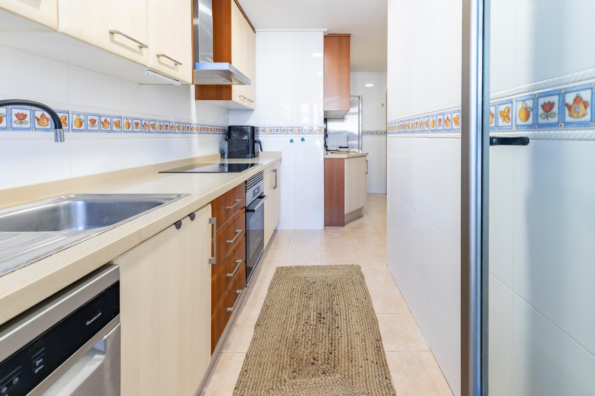 Kitchen of Flat for sale in  Valencia Capital  with Air Conditioner, Heating and Parquet flooring