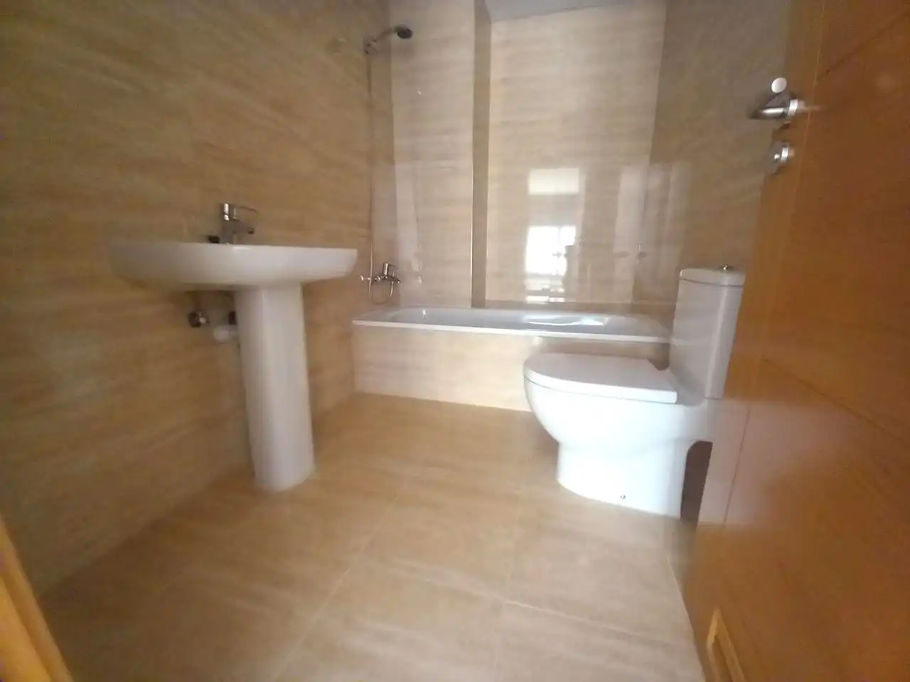 Bany de Àtic en venda en Zaragoza amb Aire condicionat, Parquet i Terrassa