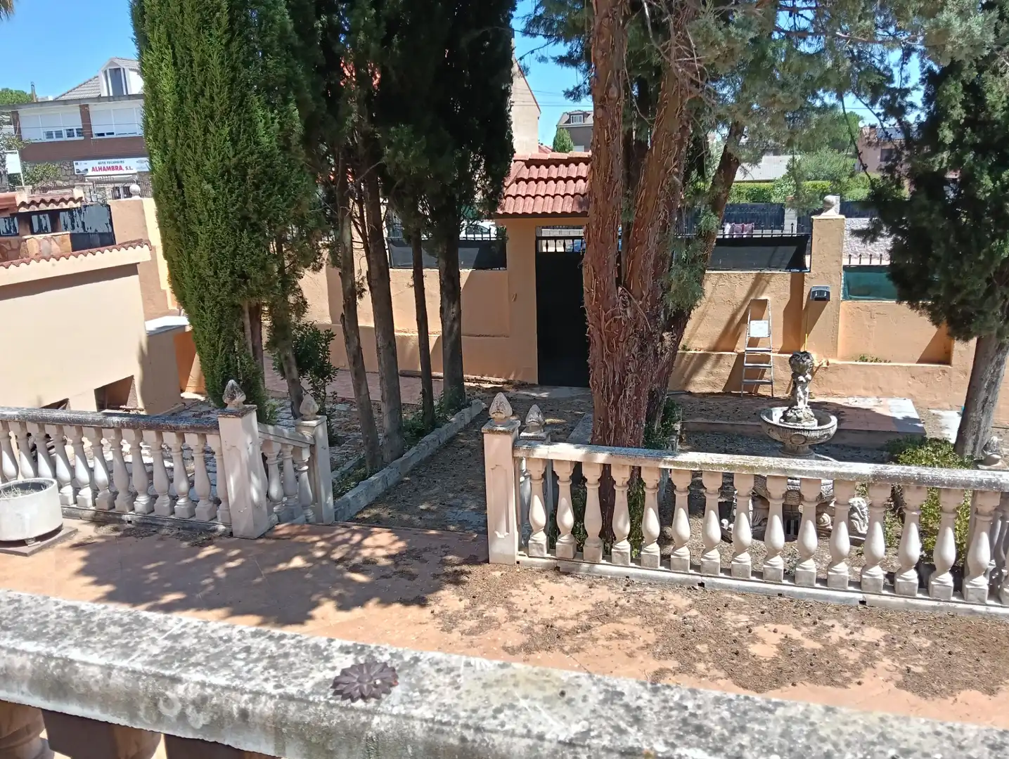 Jardí de Casa o xalet en venda en Casarrubios del Monte amb Aire condicionat, Calefacció i Jardí privat