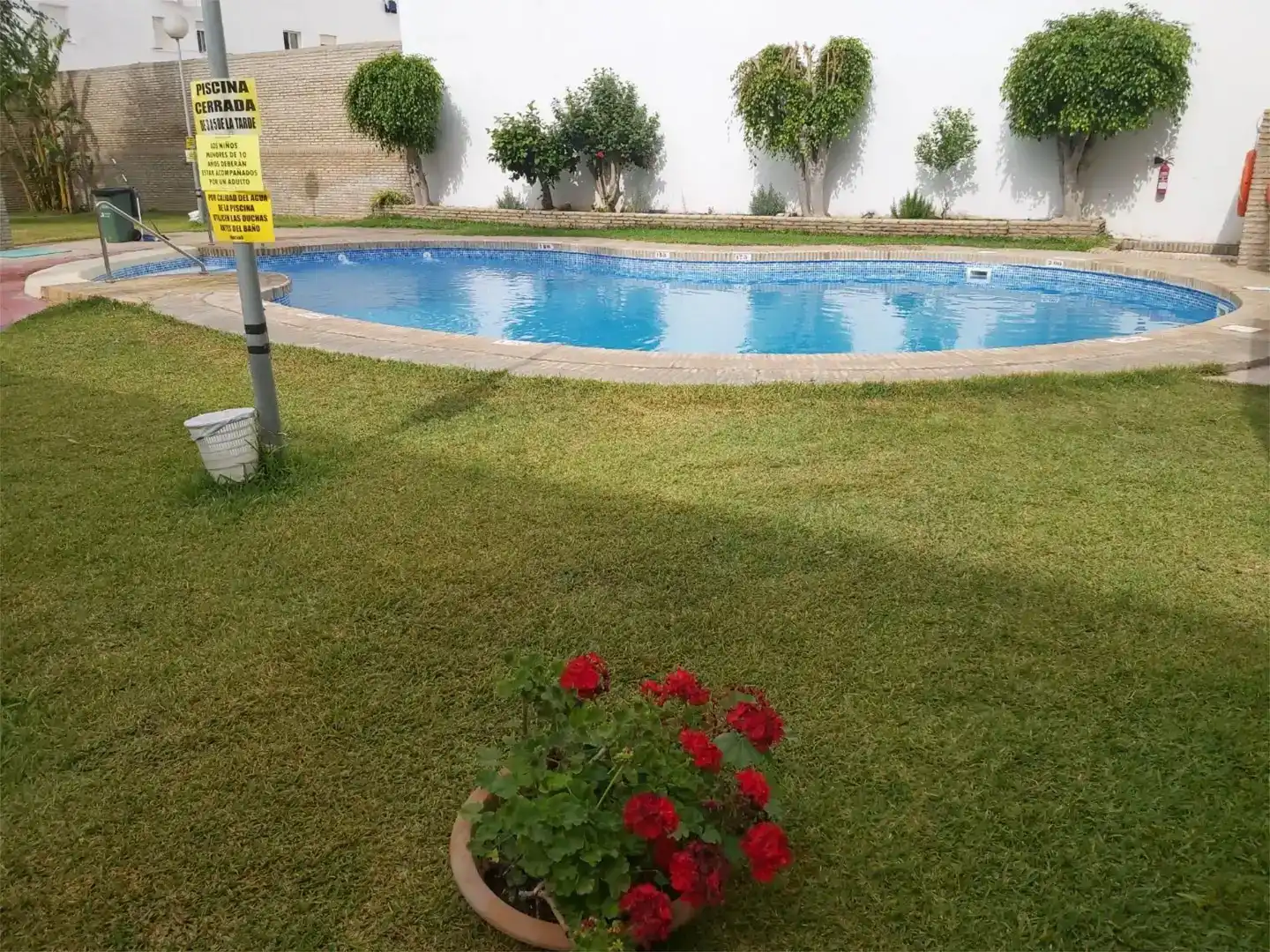 Schwimmbecken von Wohnung zur Miete in Barbate mit Privatgarten, Schwimmbad und Möbliert