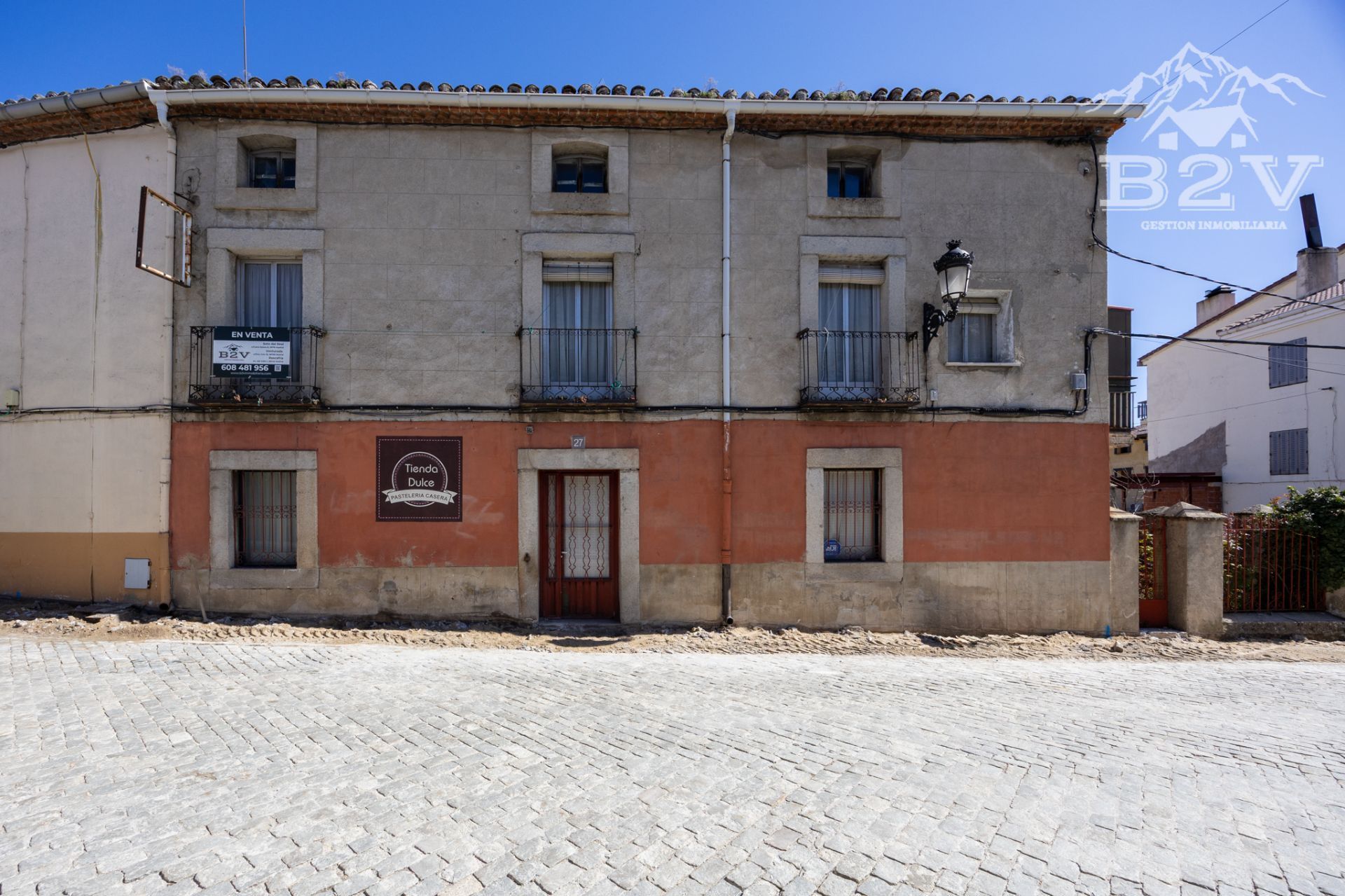 Exterior view of Single-family semi-detached for sale in Rascafría  with Heating, Private garden and Storage room