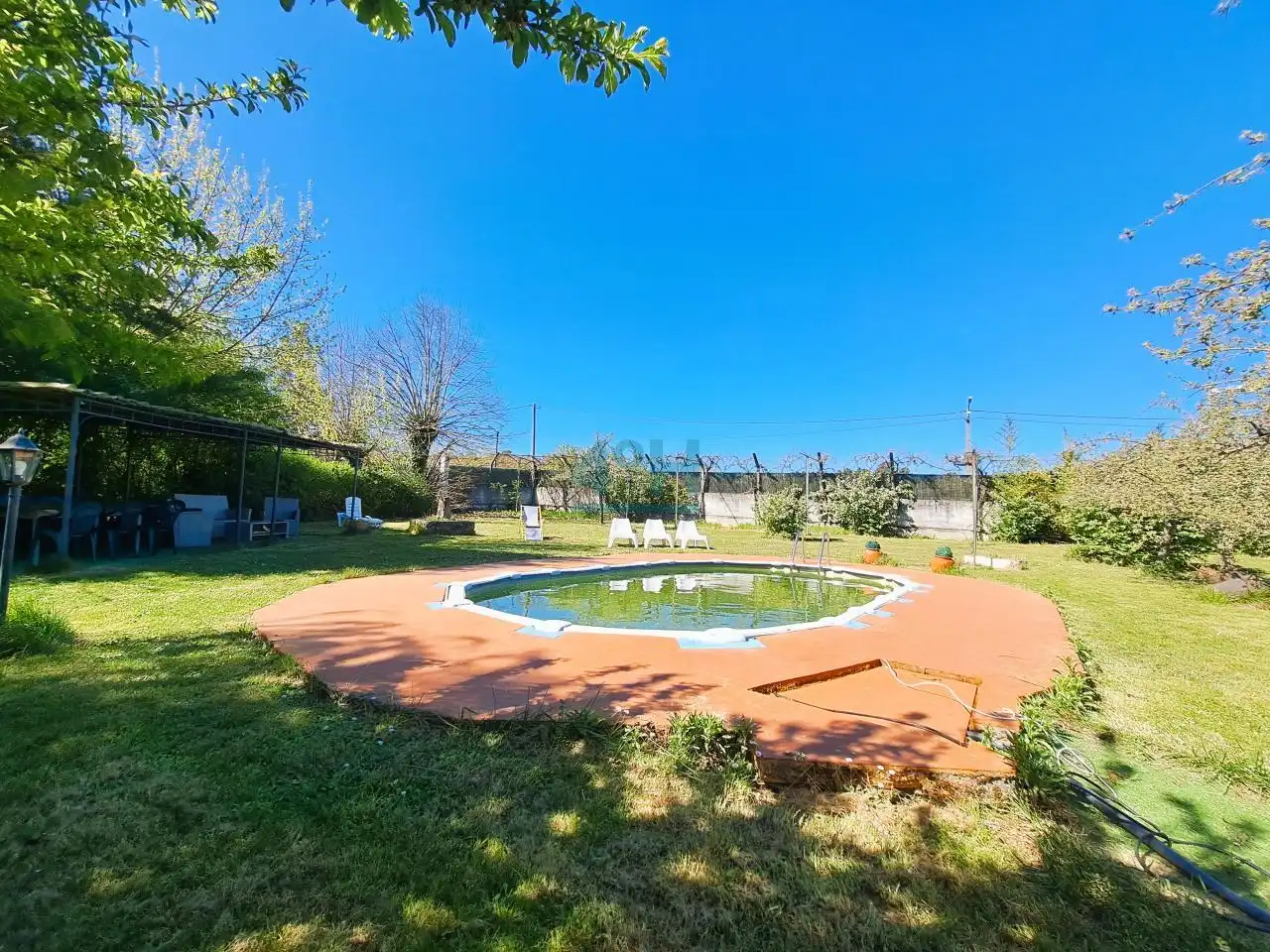 Piscina de Casa o xalet en venda en San Cibrao das Viñas amb Calefacció, Jardí privat i Terrassa