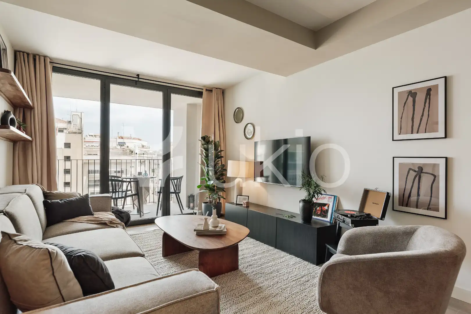 Sala de estar de Apartamento de alquiler en Barcelona con Aire acondicionado, Calefacción y Amueblado