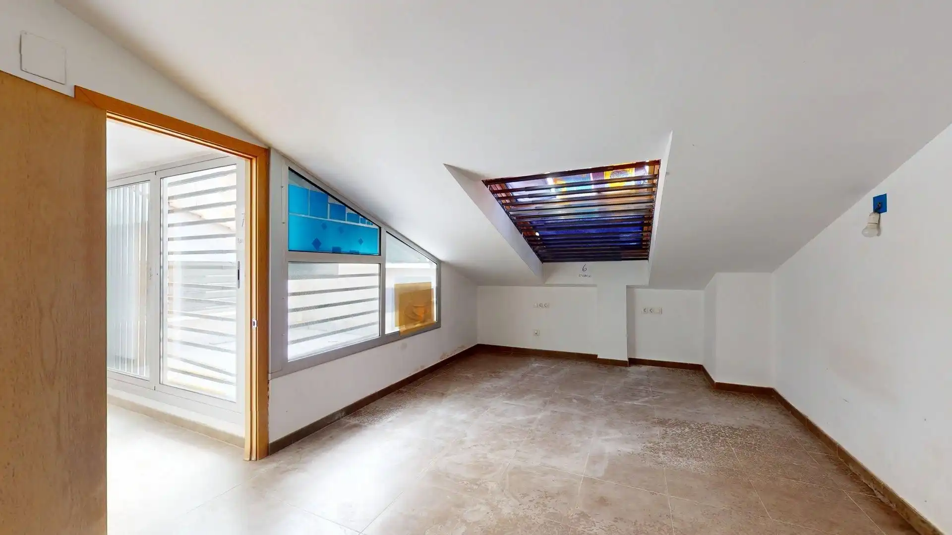 Maisonette zum Verkauf in Rubí mit Terrasse und Abstellraum