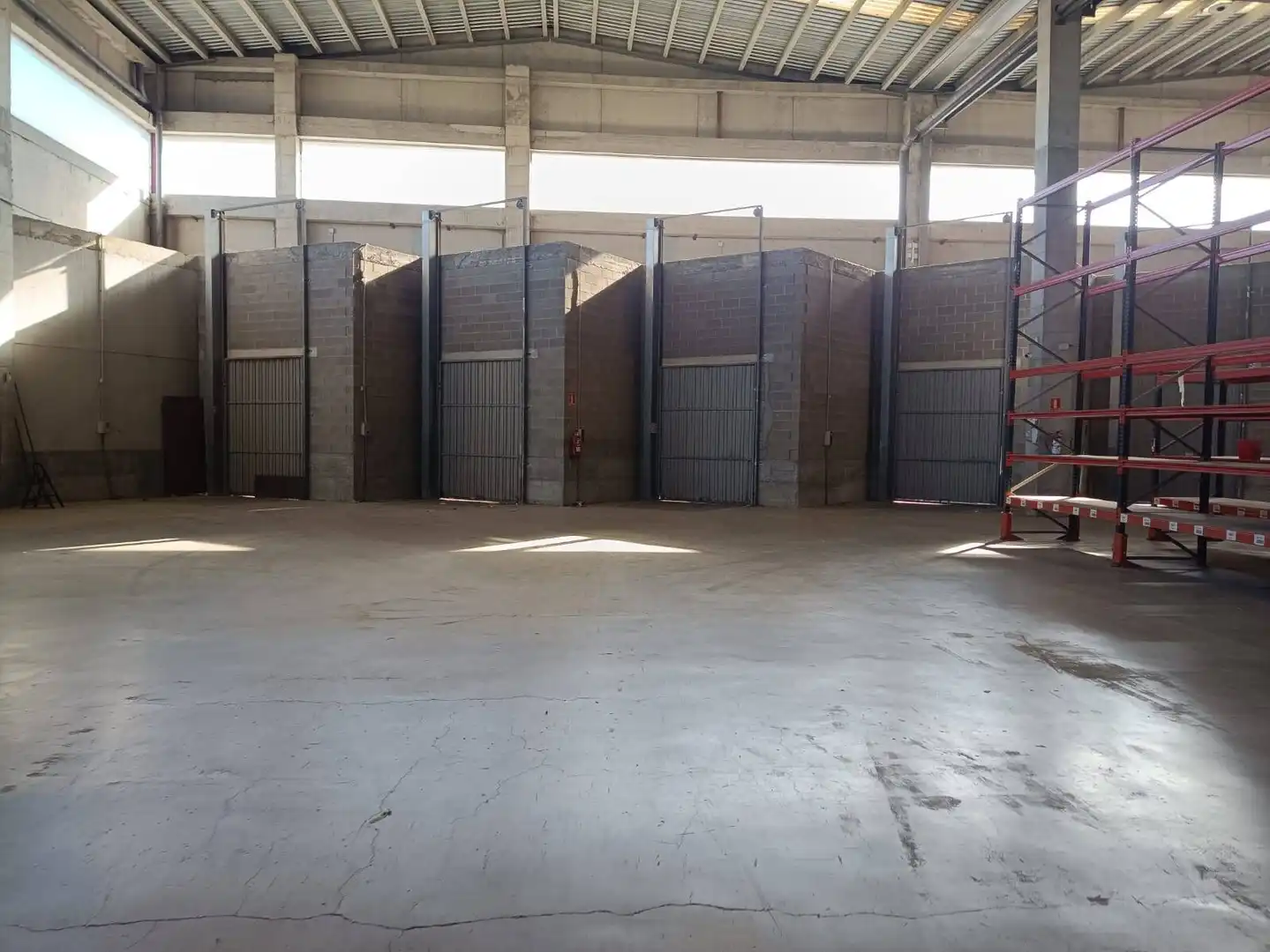 Fabrikhallen zur Miete in L'Hospitalet de Llobregat