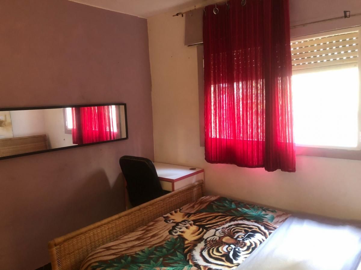 Apartment to share in La Font de la Guatlla