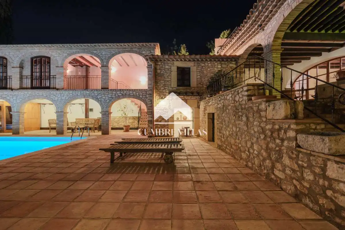 Terrassa de Casa o xalet en venda en Sant Pere de Ribes amb Calefacció, Terrassa i Traster