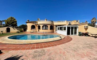 Vista exterior de Casa o xalet en venda en Dénia amb Aire condicionat, Jardí privat i Traster