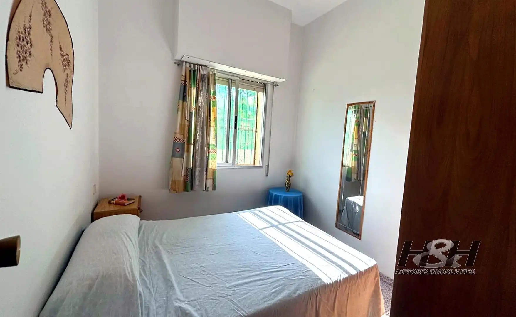 Dormitori de Casa o xalet en venda en Godella amb Jardí privat i Terrassa