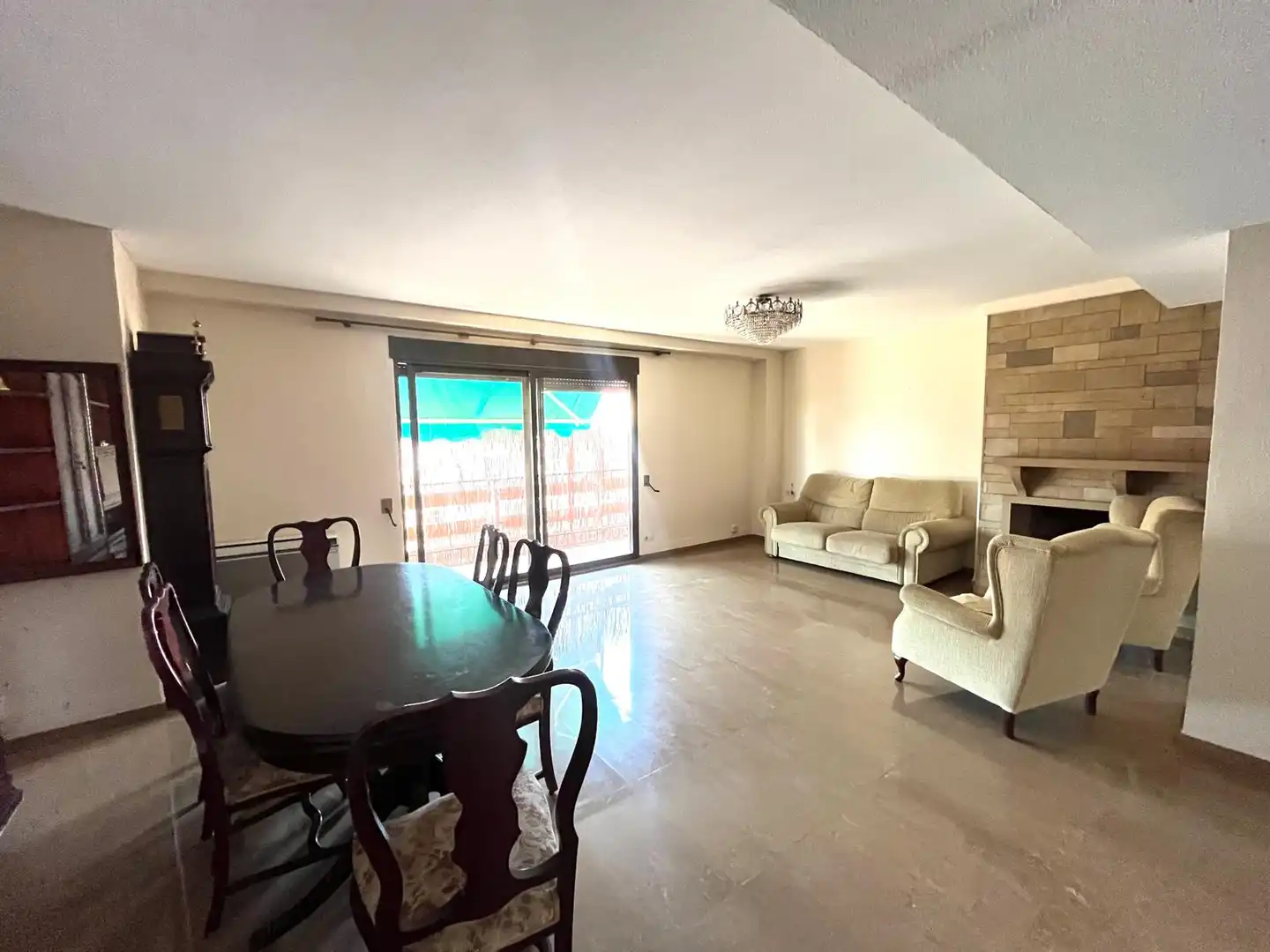 Sala de estar de Piso de alquiler en Valencia con Aire acondicionado, Amueblado y Balcón