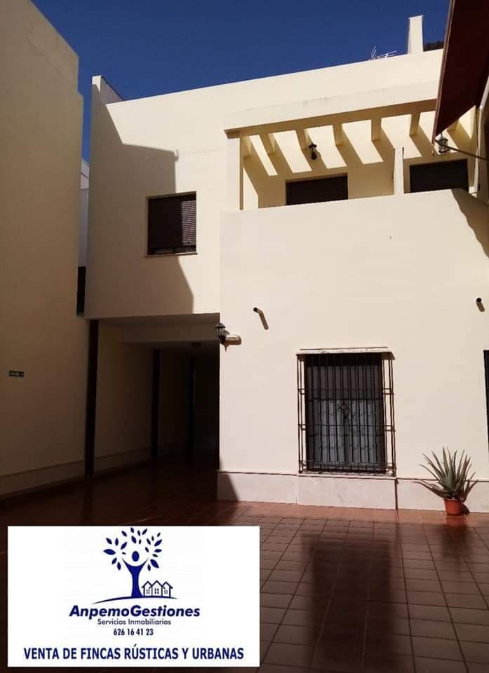 Casa adosada en venda a Calle Salvador, Palma del Río