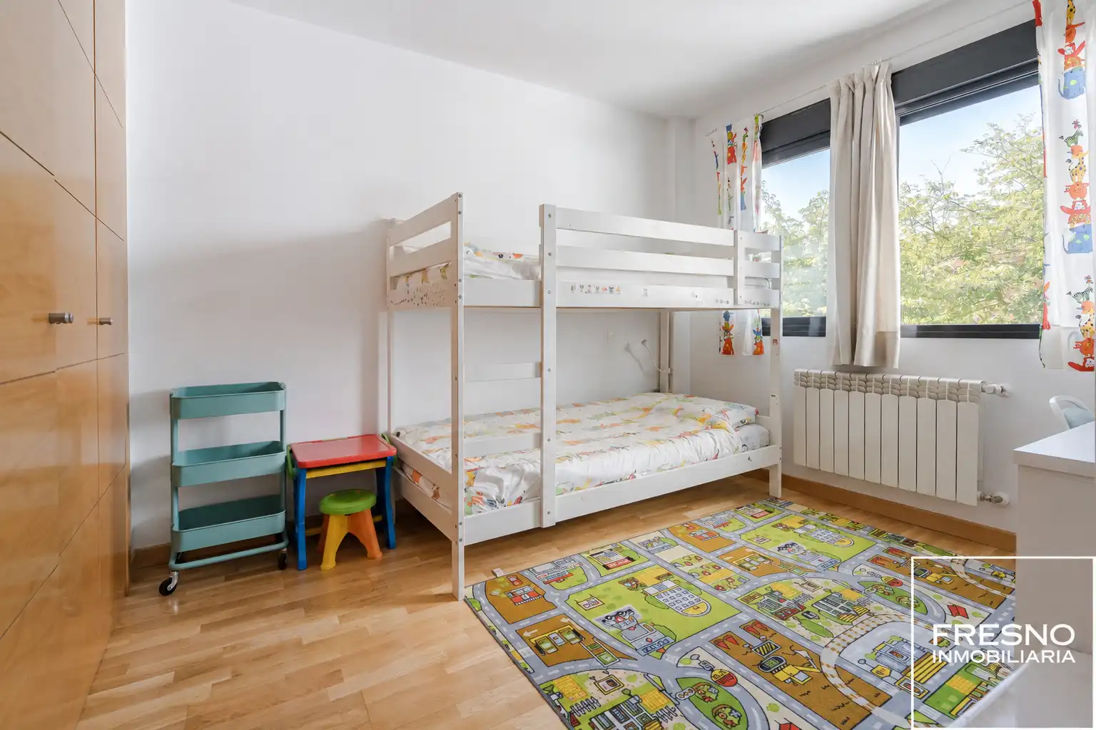 Habitación de Casa adosada en venta en Miramadrid