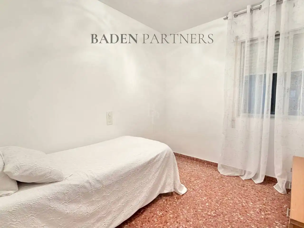 Flat for rent in Avenida María Auxiliadora, Casco Urbano