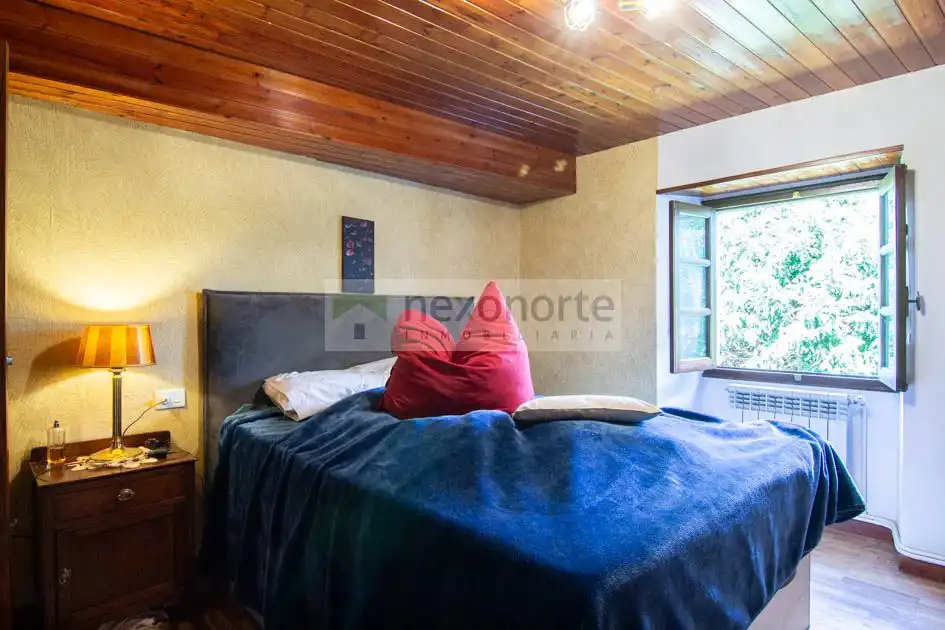 Bedroom of Country homes for sale in Muras  with Heating and Storage room