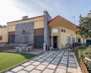 Exterior view of House or chalet for sale in  Zaragoza Capital  with Air Conditioner, Heating and Private garden