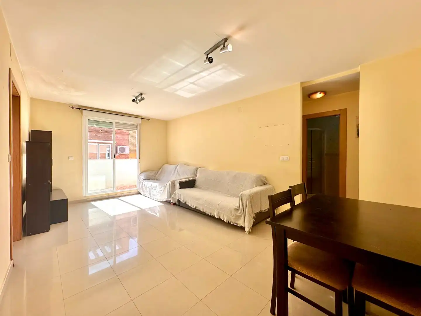 Flat for sale in Calle Calle Pamplona, Avda. De los Ogíjares