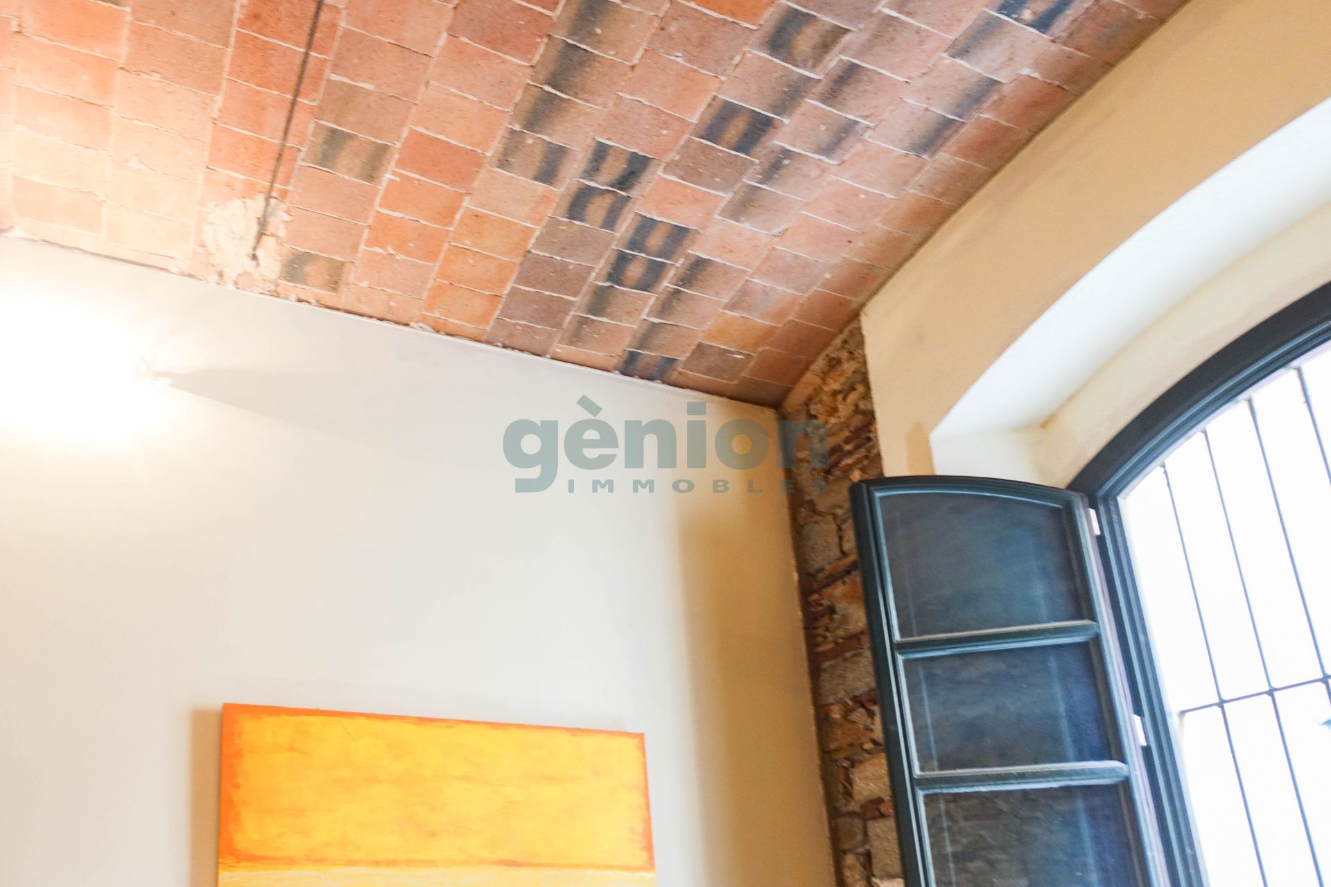 Duplex for sale in Girona Capital  with Air Conditioner and Heating