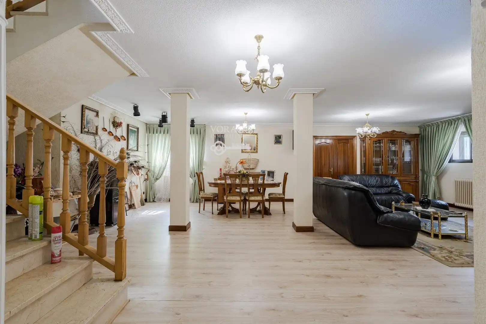 Sala de estar de Casa o chalet en venta en Villalbilla con Aire acondicionado, Piscina y Jacuzzi