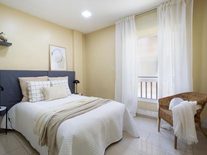 Bedroom of Flat for sale in Sabadell  with Air Conditioner, Heating and Terrace
