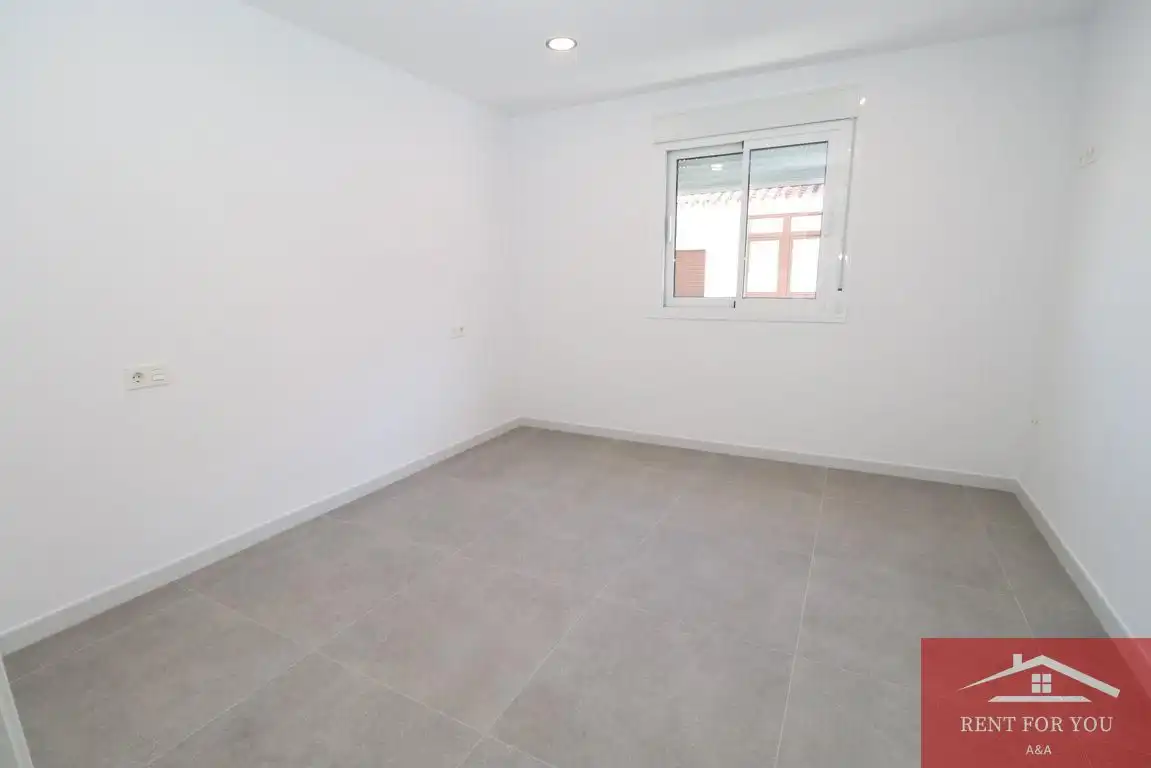 Habitación de Piso de alquiler en Alhaurín El Grande con Aire acondicionado y Terraza