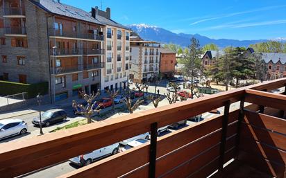 Außenansicht von Wohnungen zum verkauf in Puigcerdà mit Terrasse und Balkon