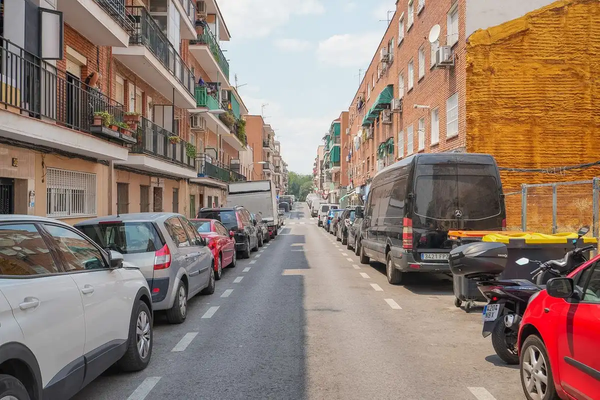 Vista exterior de Planta baixa en venda en Madrid amb Calefacció