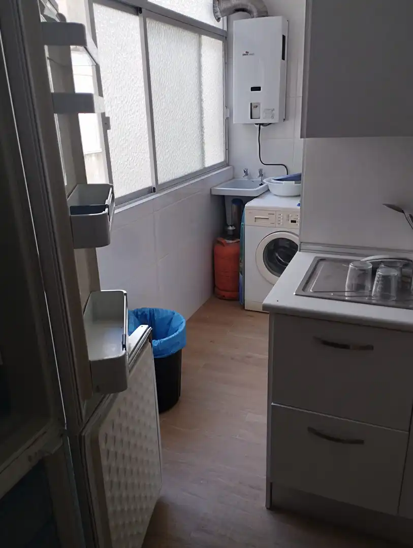 Cuina de Pis en venda en Torrevieja amb Terrassa, Moblat i Forn