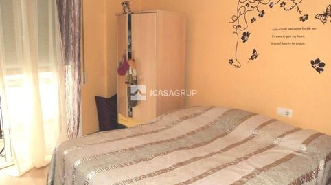 Foto 4 de Piso en venta en Mercat, Rubí