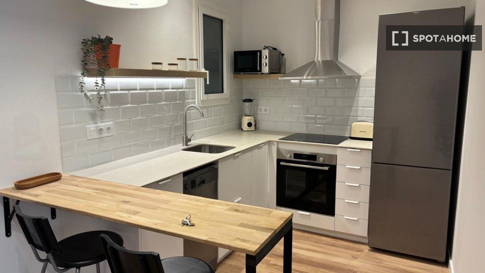 Kitchen of Flat to rent in  Barcelona Capital  with Air Conditioner, Heating and Furnished