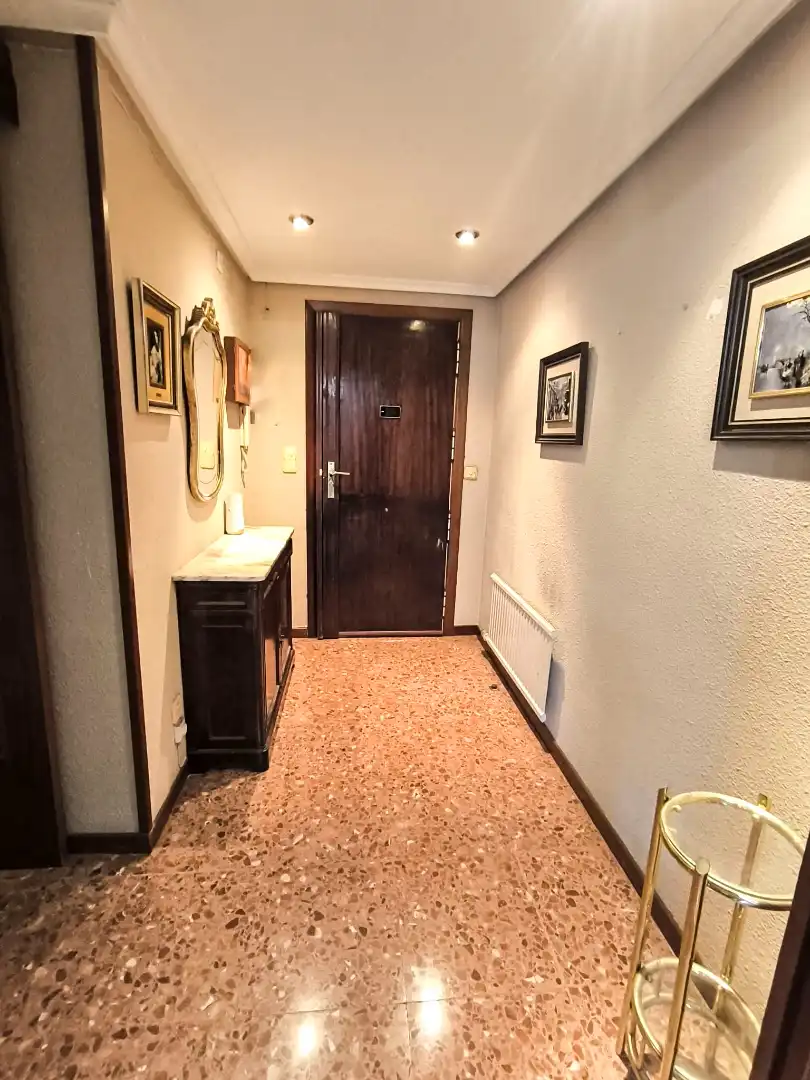 Flat for sale in Zaragoza  with Air Conditioner, Heating and Terrace