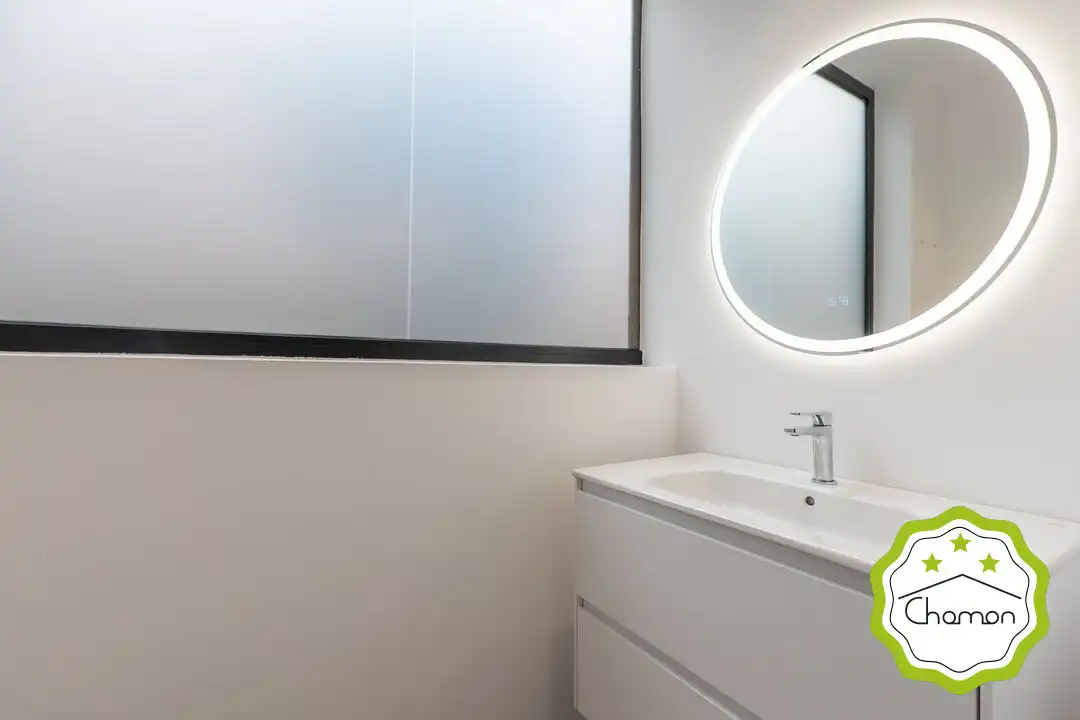 Baño de Oficina de alquiler en Bilbao  con Aire acondicionado