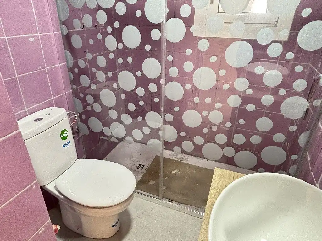 Bathroom of Flat for sale in Sant Joan Les Fonts  with Heating, Storage room and Balcony