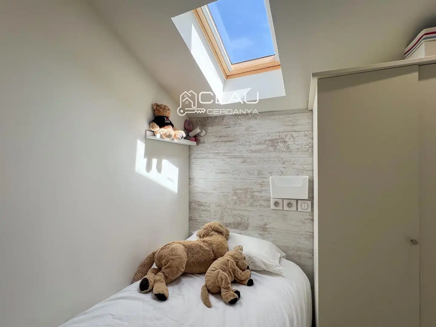 Attic for sale in Roussel, 6, Bourg - Madame