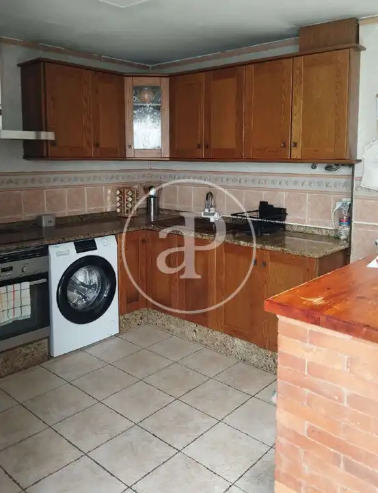 Cuina de Casa adosada en venda en Almazora / Almassora amb Aire condicionat, Calefacció i Terrassa