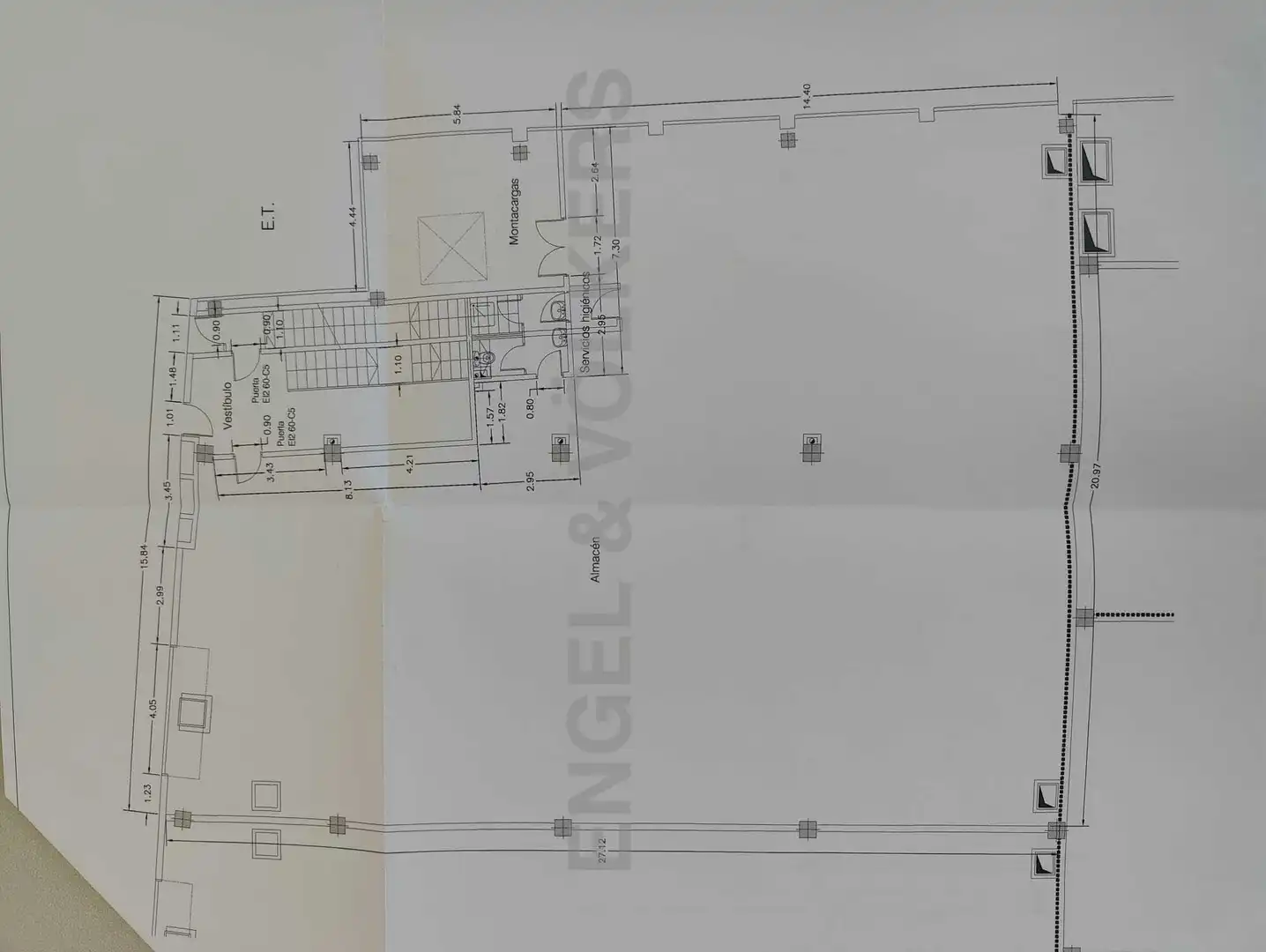 Nau industrial en venda en Cornellà de Llobregat
