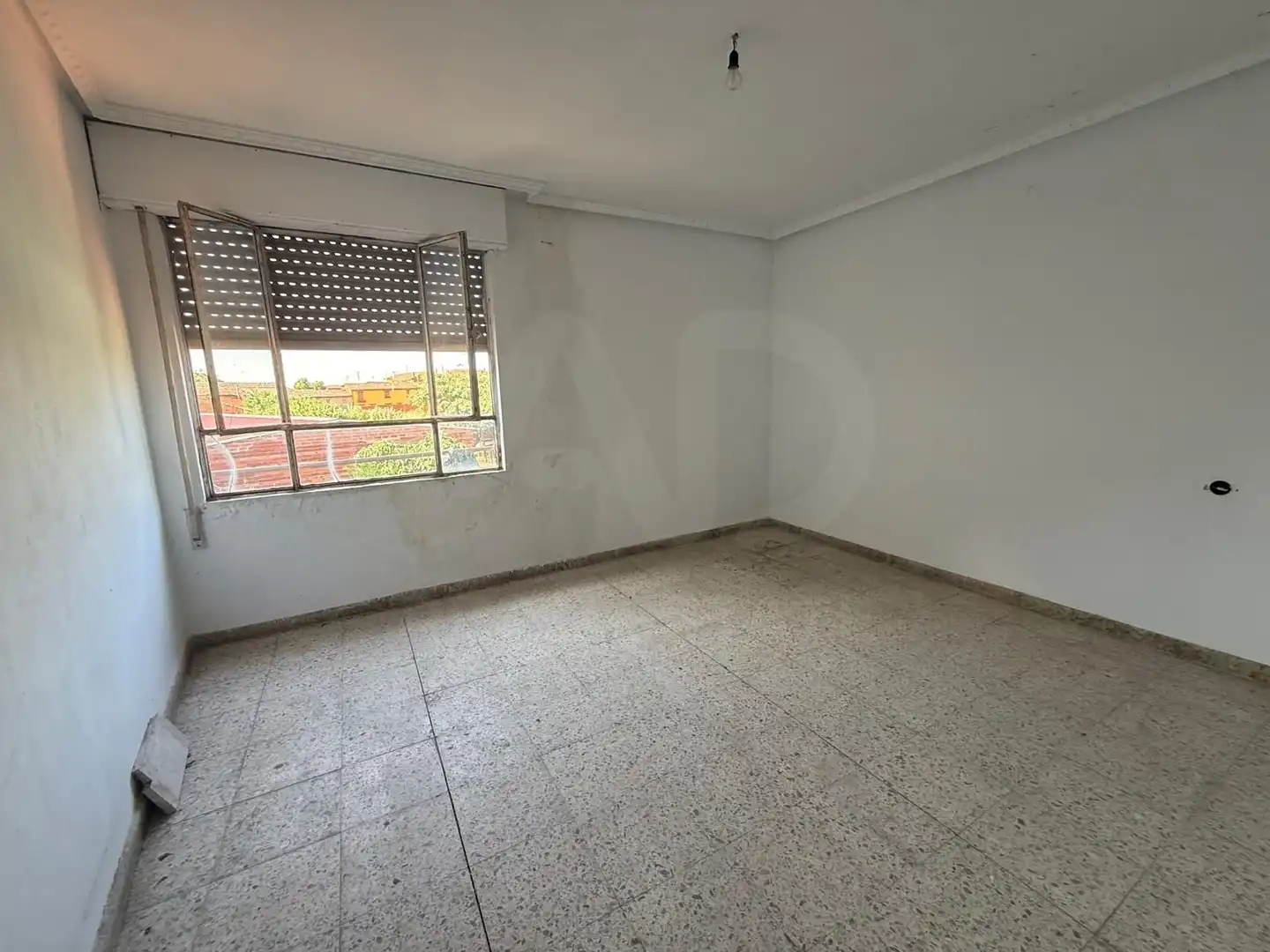 Country homes for sale in Onzonilla