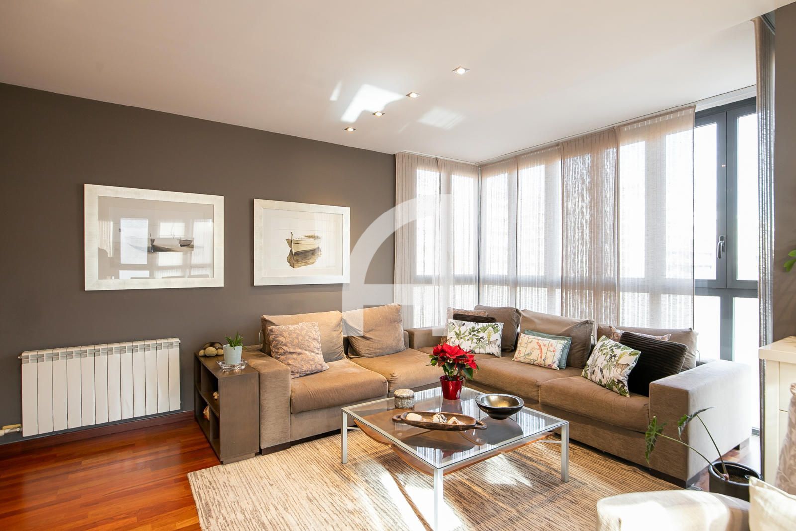 Living room of Flat for sale in  Barcelona Capital  with Air Conditioner, Heating and Balcony