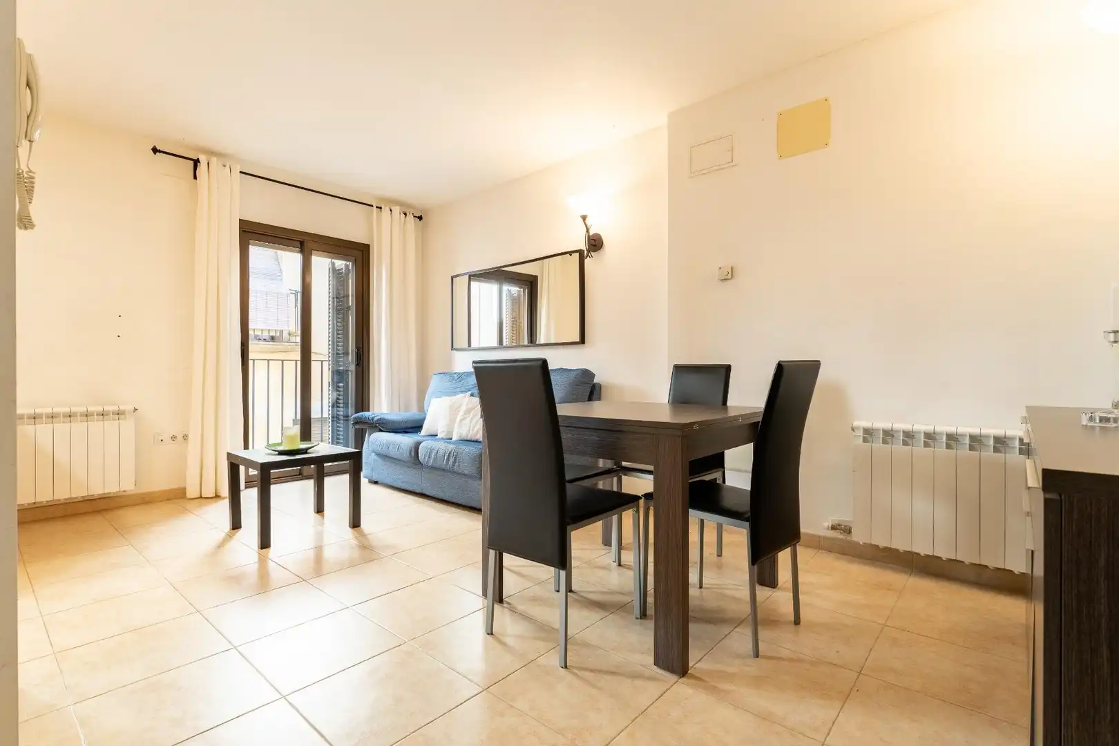 Sala de estar de Casa o chalet en venta en Falset con Calefacción, Terraza y Balcón