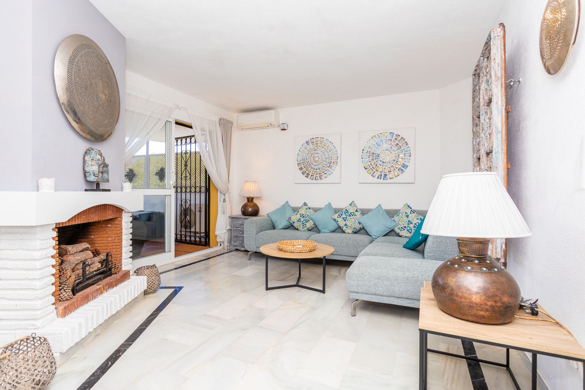 Living room of Planta baja for sale in Mijas  with Air Conditioner, Terrace and Swimming Pool