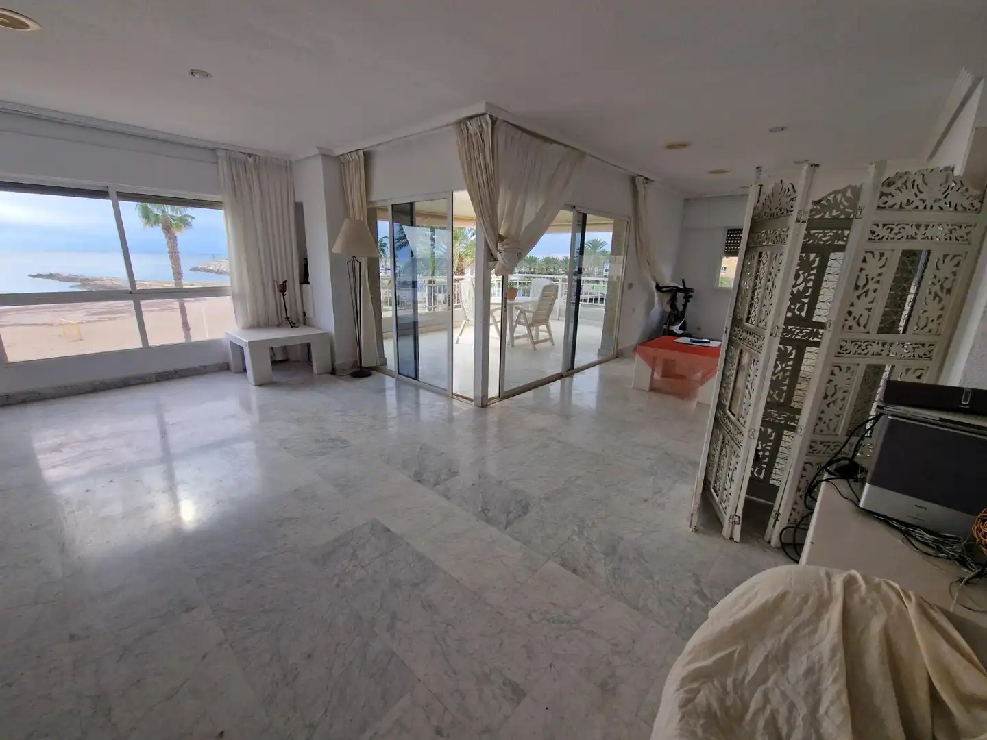 Wohnzimmer von Wohnung zur Miete in Águilas mit Balkon und Gemeinschaftspool