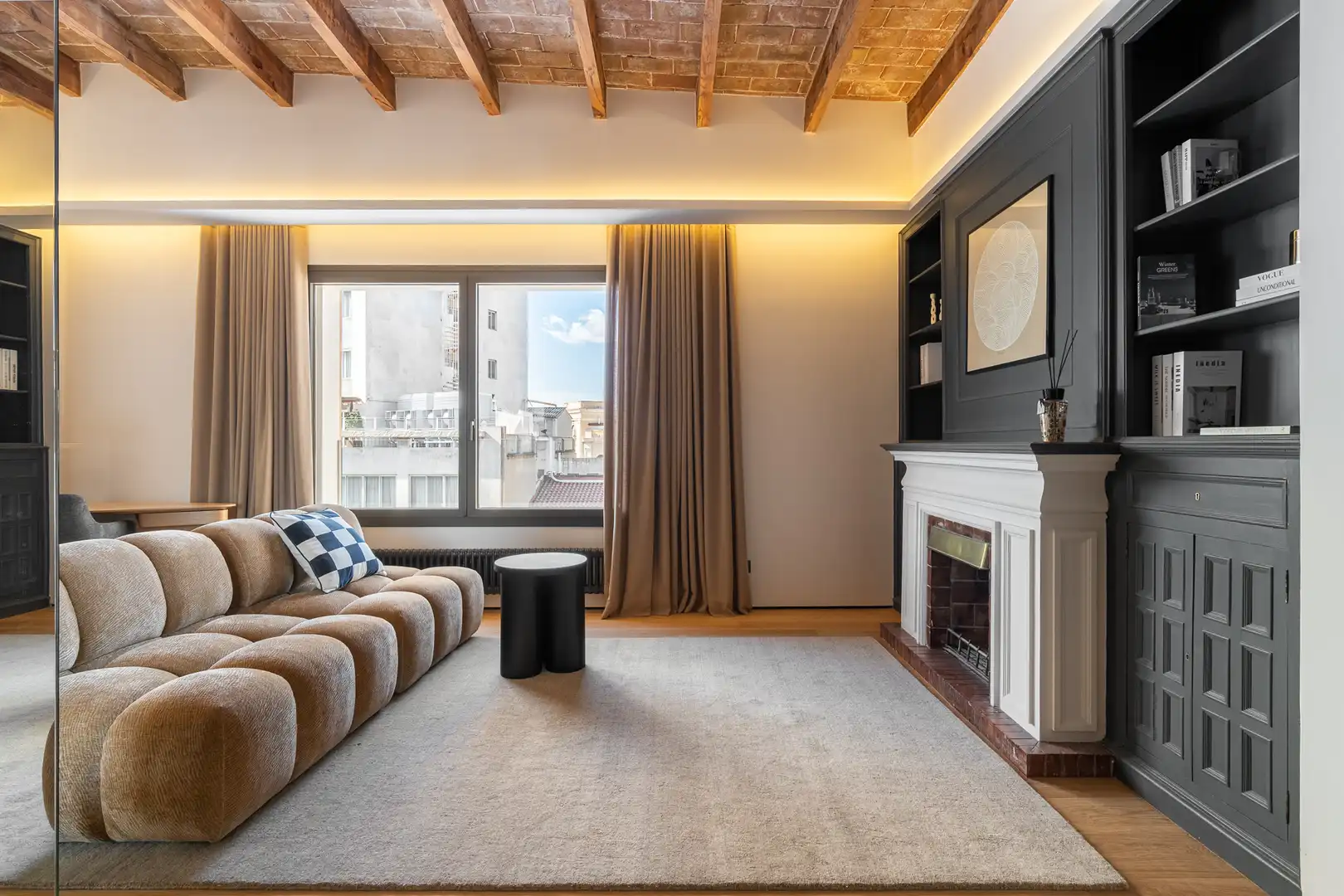 Sala de estar de Ático en venta en Barcelona con Aire acondicionado, Calefacción y Parquet
