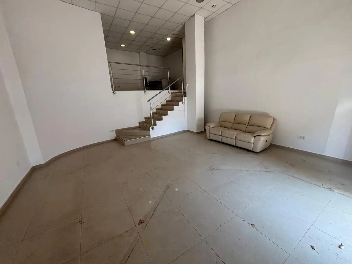 Business premises to rent in Benetússer, imagen 2