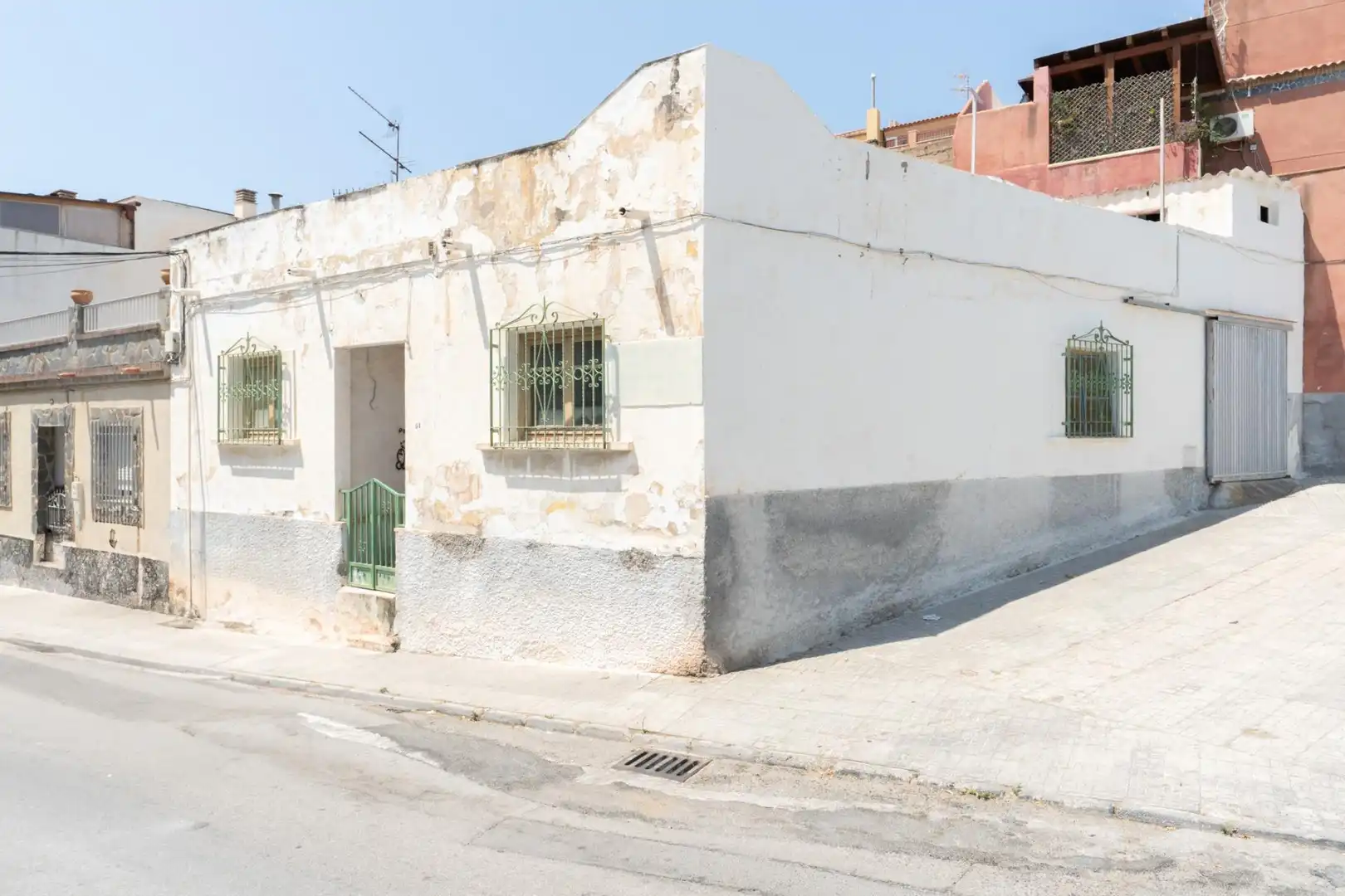 Exterior view of Houses for sale in Motril  with Storage room